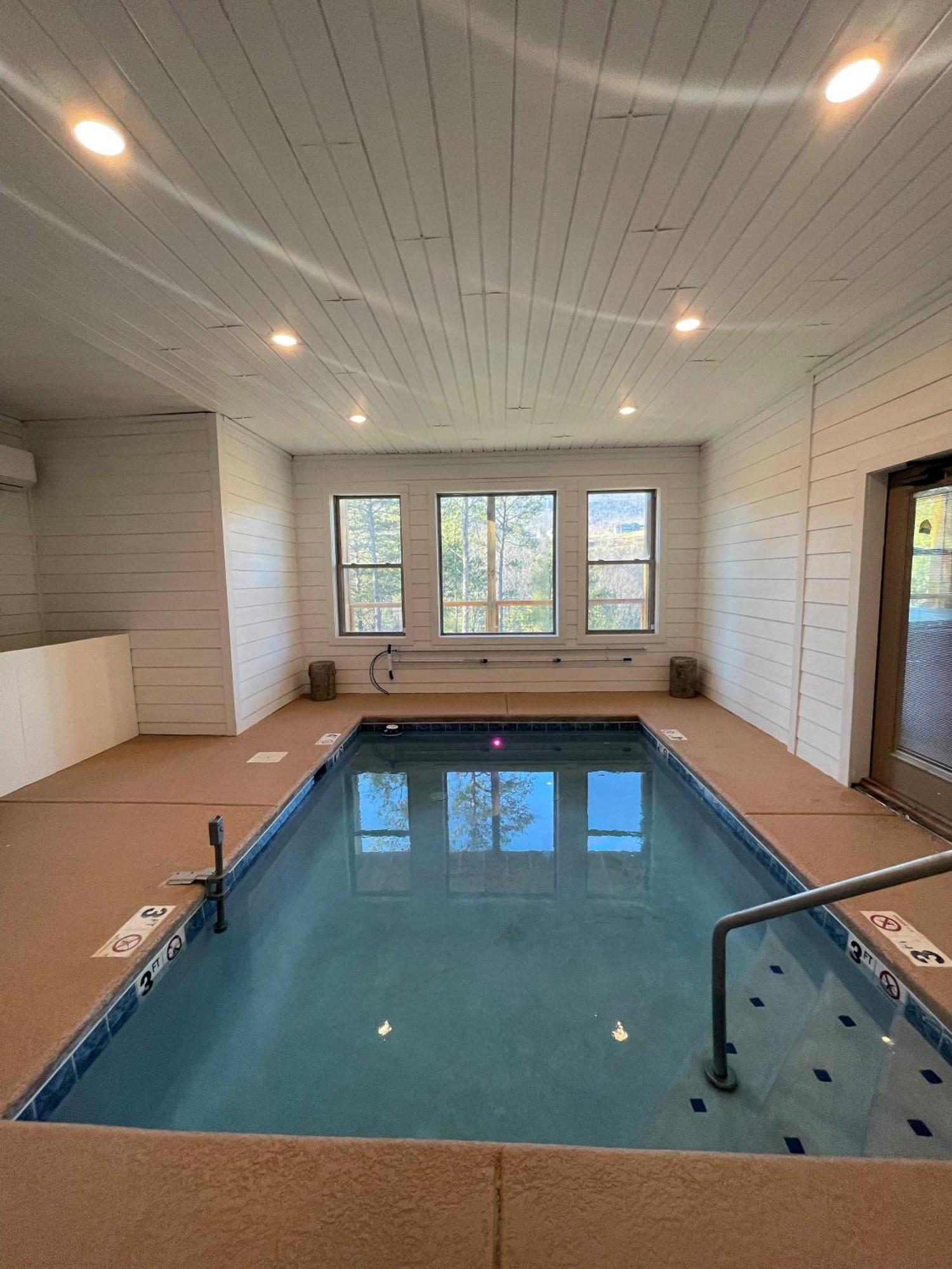 Big Pine - Mtn Top Luxe W/ Private Pool, Hot Tub, Pool Table Waldens Creek 部屋 写真