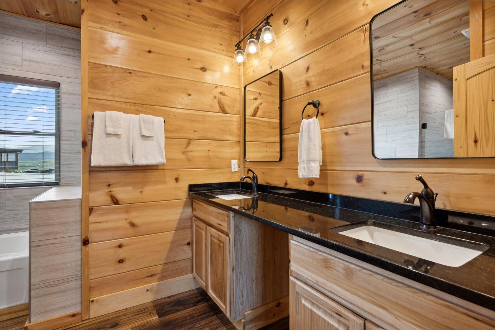 Big Pine - Mtn Top Luxe W/ Private Pool, Hot Tub, Pool Table Waldens Creek エクステリア 写真